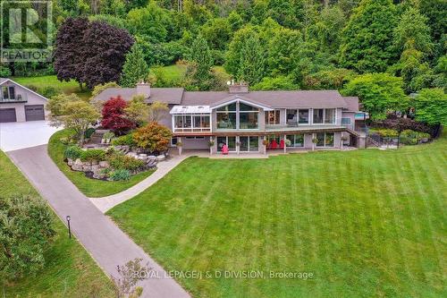 7286 Bell School Line, Milton (Nelson), ON - Outdoor With Deck Patio Veranda With Facade