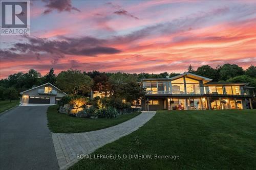 7286 Bell School Line, Milton (Nelson), ON - Outdoor With Deck Patio Veranda