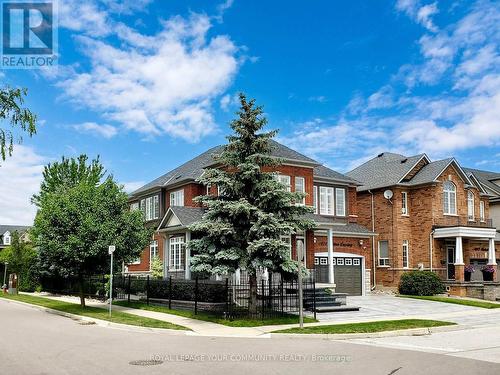 1071 Hatton Crossing Crescent, Milton (Dempsey), ON - Outdoor With Facade