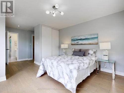 1071 Hatton Crossing Crescent, Milton (Dempsey), ON - Indoor Photo Showing Bedroom