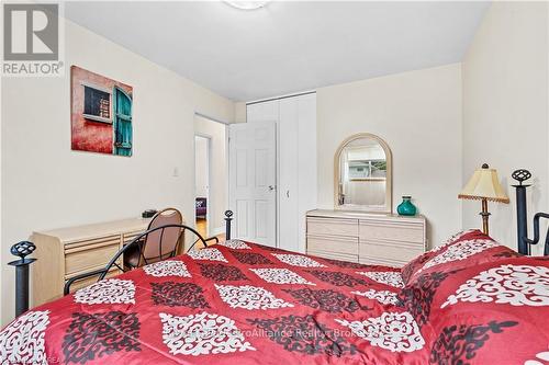 862 Kilburn Street, Kingston (South Of Taylor-Kidd Blvd), ON - Indoor Photo Showing Bedroom