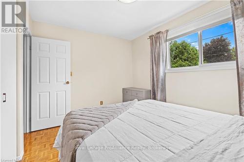 862 Kilburn Street, Kingston (South Of Taylor-Kidd Blvd), ON - Indoor Photo Showing Bedroom