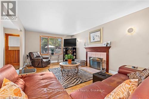 862 Kilburn Street, Kingston (South Of Taylor-Kidd Blvd), ON - Indoor Photo Showing Living Room With Fireplace