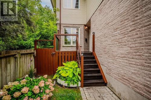 1733 Franklin Boulevard, Cambridge, ON - Outdoor