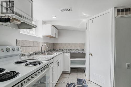 161 Tulloch Drive, Ajax (South East), ON - Indoor Photo Showing Kitchen