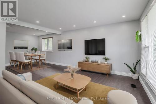 161 Tulloch Drive, Ajax (South East), ON - Indoor Photo Showing Living Room