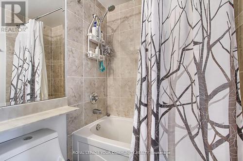 1901 - 80 Absolute Avenue, Mississauga, ON - Indoor Photo Showing Bathroom