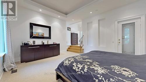 43 Denham Drive, Richmond Hill, ON - Indoor Photo Showing Bedroom