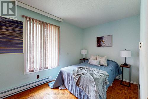 196 Pleasant Boulevard, Georgina, ON - Indoor Photo Showing Bedroom