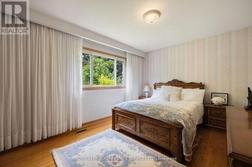 88 Waterford Drive, Toronto (Willowridge-Martingrove-Richview), ON - Indoor Photo Showing Bedroom