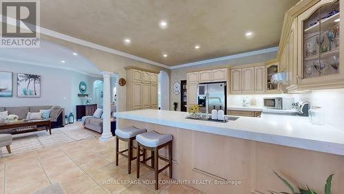 308 Metro Road N, Georgina, ON - Indoor Photo Showing Kitchen