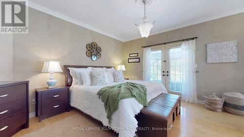 308 Metro Road N, Georgina, ON - Indoor Photo Showing Bedroom