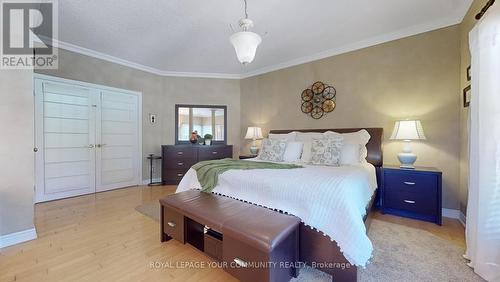 308 Metro Road N, Georgina, ON - Indoor Photo Showing Bedroom