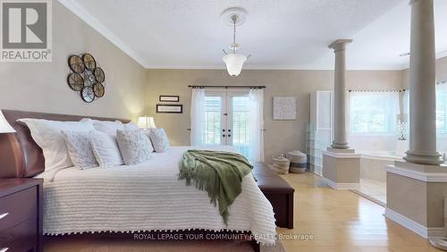 308 Metro Road N, Georgina, ON - Indoor Photo Showing Bedroom