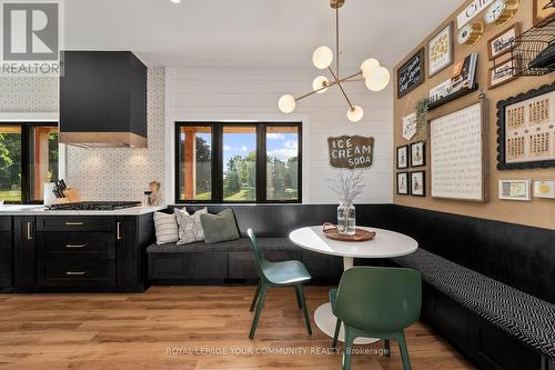 12 Uxbridge Heights Road, Brock (Sunderland), ON - Indoor Photo Showing Dining Room