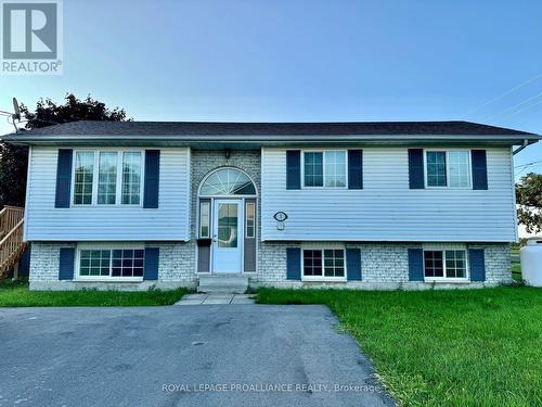 3 Clifford Street, Belleville, ON - Outdoor With Facade