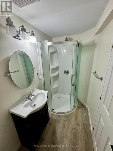 3 Clifford Street, Belleville, ON - Indoor Photo Showing Bathroom