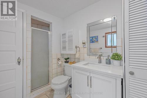 34 Nancy Street, Wasaga Beach, ON - Indoor Photo Showing Bathroom