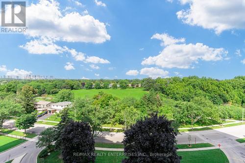 907 - 530 Lolita Gardens, Mississauga (Mississauga Valleys), ON - Outdoor With View