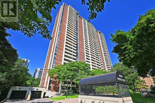 2812 - 40 Homewood Avenue, Toronto (Cabbagetown-South St. James Town), ON - Outdoor With Balcony With Facade