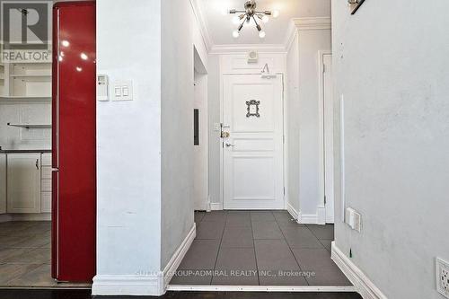 2812 - 40 Homewood Avenue, Toronto, ON - Indoor Photo Showing Other Room