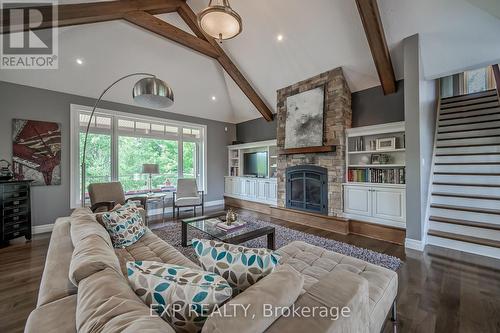 49 Byron Avenue, Thames Centre (Dorchester), ON - Indoor Photo Showing Living Room With Fireplace