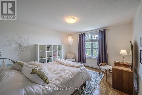 49 Byron Avenue, Thames Centre (Dorchester), ON - Indoor Photo Showing Bedroom