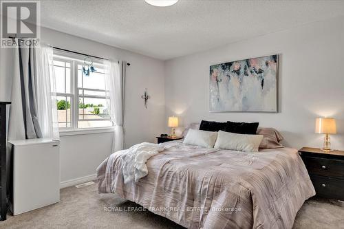 263 Bowen Drive, Peterborough (Northcrest), ON - Indoor Photo Showing Bedroom