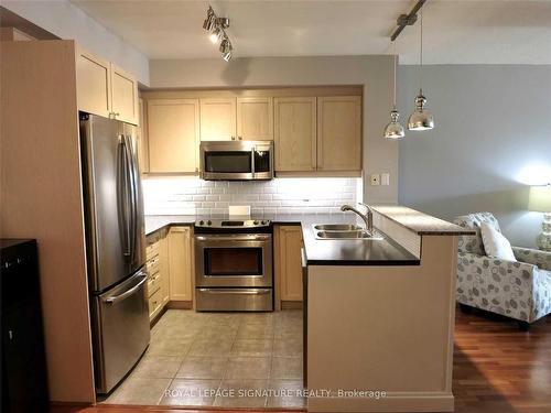 204-1801 Bayview Ave, Toronto, ON - Indoor Photo Showing Kitchen With Double Sink