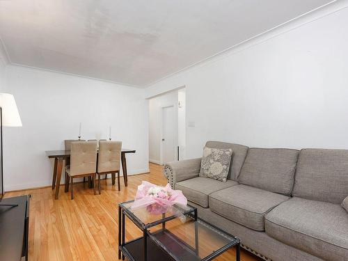 Dwelling - 5701  - 5703 Av. Coolbrook, Montréal (Côte-Des-Neiges/Notre-Dame-De-Grâce), QC - Indoor Photo Showing Living Room