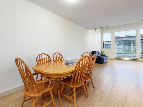 145-2300 Mansfield Dr, Courtenay, BC - Indoor Photo Showing Dining Room