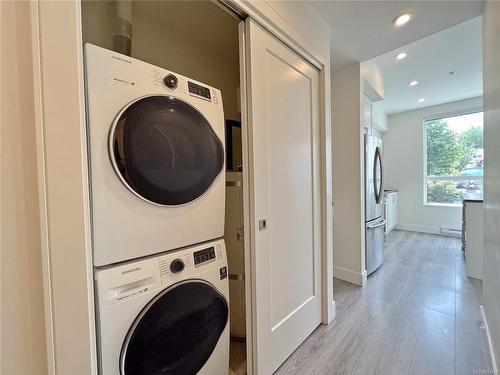 105-119 Haliburton St, Nanaimo, BC - Indoor Photo Showing Laundry Room