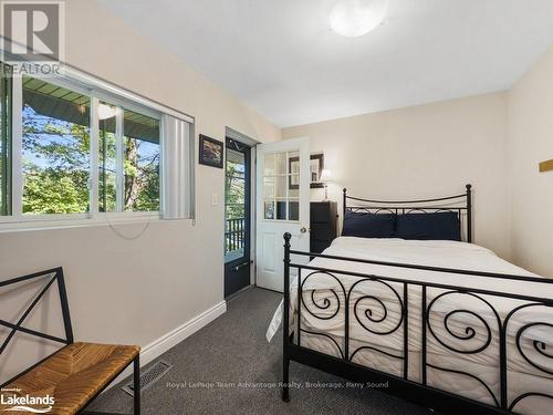 3 Harris Lake Road, Parry Sound, Unorganized, Centre Part, ON - Indoor Photo Showing Bedroom