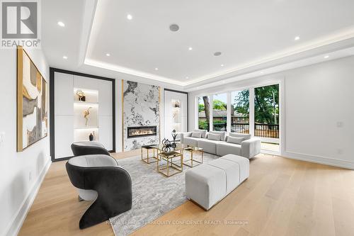 227 Connaught Avenue, Toronto (Newtonbrook West), ON - Indoor Photo Showing Living Room With Fireplace