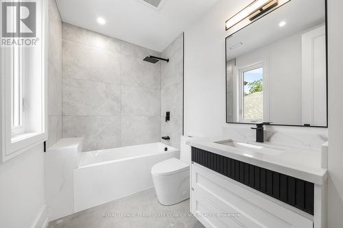 227 Connaught Avenue, Toronto (Newtonbrook West), ON - Indoor Photo Showing Bathroom