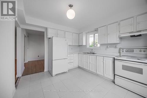 85 Port Royal Trail, Toronto (Milliken), ON - Indoor Photo Showing Kitchen With Double Sink