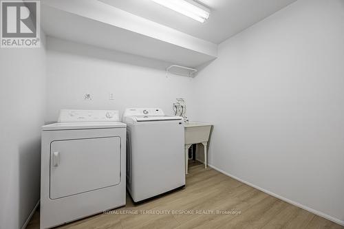 85 Port Royal Trail, Toronto (Milliken), ON - Indoor Photo Showing Laundry Room