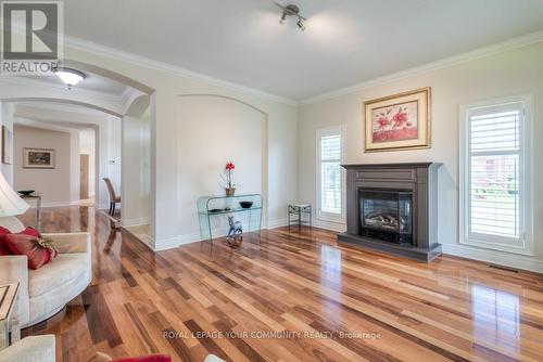 143 Legendary Trail, Whitchurch-Stouffville (Ballantrae), ON - Indoor Photo Showing Living Room With Fireplace