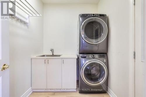 143 Legendary Trail, Whitchurch-Stouffville, ON - Indoor Photo Showing Laundry Room