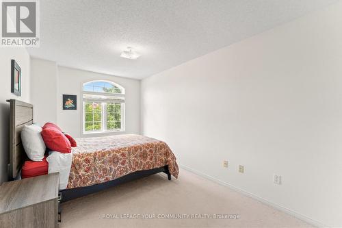 7309 Cork Tree Row, Mississauga (Lisgar), ON - Indoor Photo Showing Bedroom