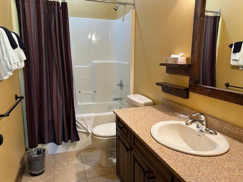 P2-B - 1351 Gerry Sorensen Way, Kimberley, BC - Indoor Photo Showing Bathroom