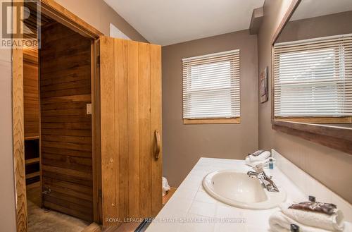 155 Settlers Way, Blue Mountains, ON - Indoor Photo Showing Bathroom