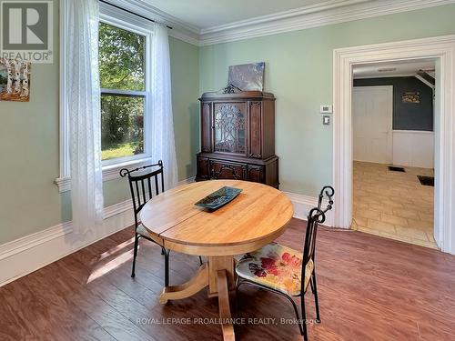 36 Oak Street, Belleville, ON - Indoor Photo Showing Dining Room