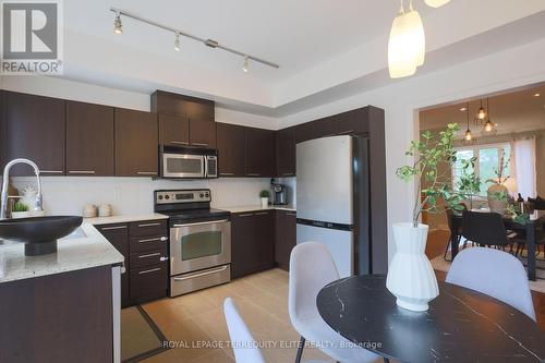 45 - 28 Times Avenue, Markham (Commerce Valley), ON - Indoor Photo Showing Kitchen