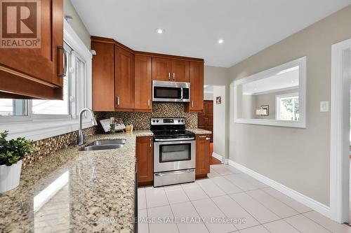 11 Douglas Road, Hamilton (Ancaster), ON - Indoor Photo Showing Kitchen With Double Sink