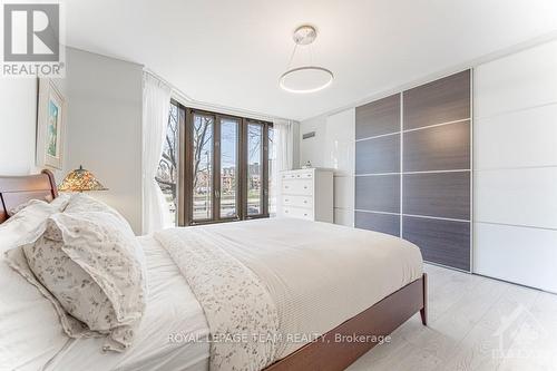 202 - 111 Echo Drive, Ottawa, ON - Indoor Photo Showing Bedroom