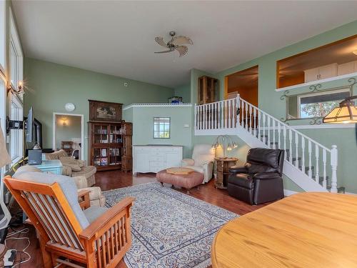 10045 Beach Dr, Chemainus, BC - Indoor Photo Showing Other Room