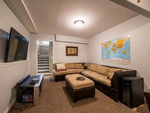 2372 Ojibway Road, Kamloops, BC - Indoor Photo Showing Other Room