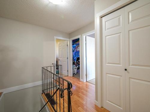 22-800 Southill Street, Kamloops, BC - Indoor Photo Showing Other Room