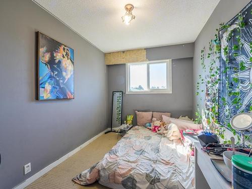 22-800 Southill Street, Kamloops, BC - Indoor Photo Showing Bedroom